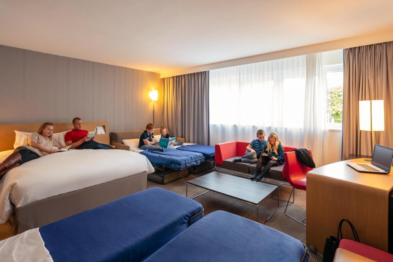 Novotel Roissy Saint Witz Bagian luar foto