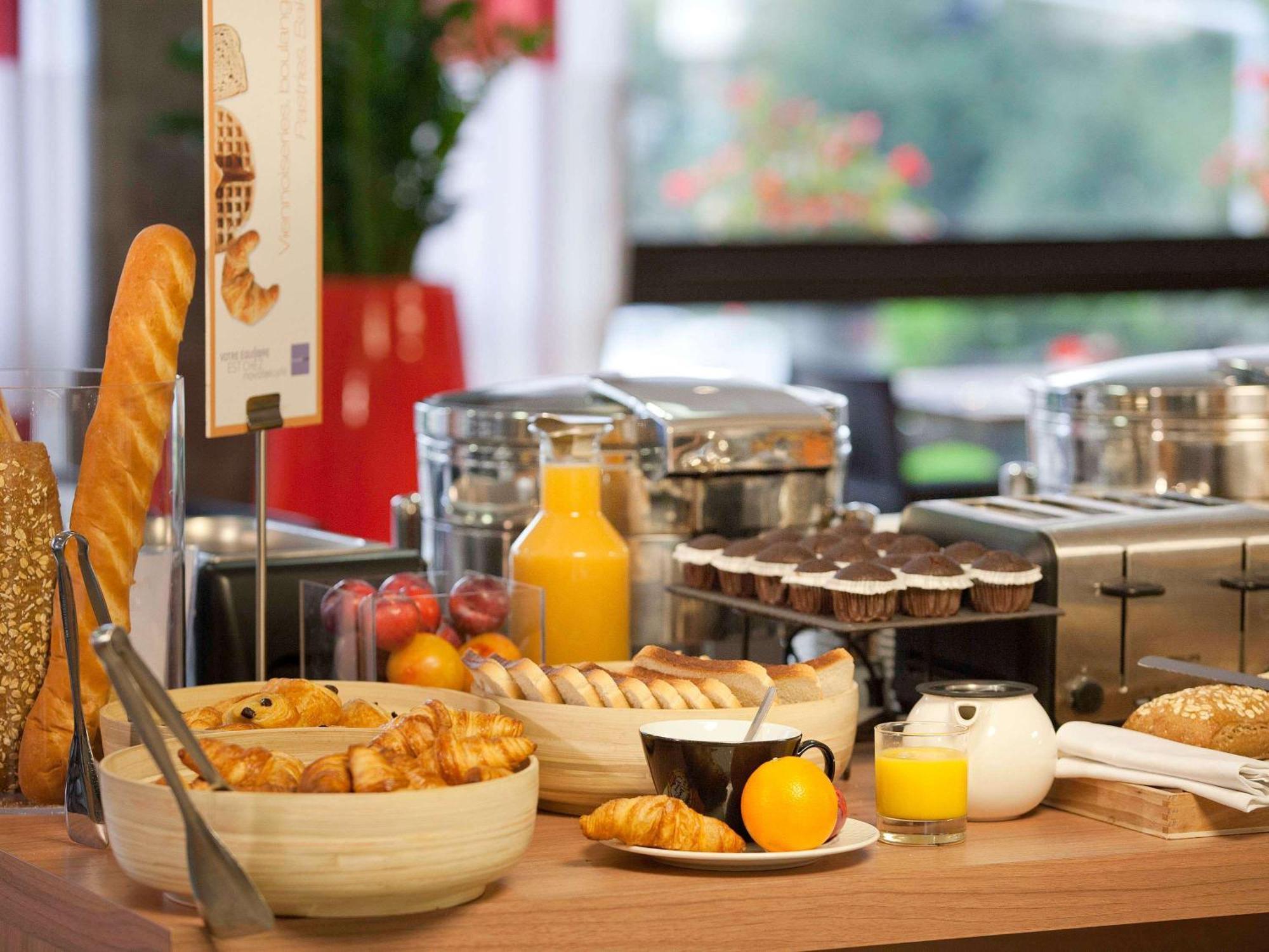 Novotel Roissy Saint Witz Bagian luar foto